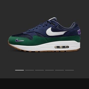 Meet your Posher, Mackenzie